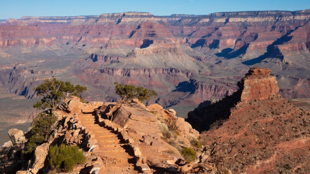 4 Heat-Related Deaths Reported at Grand Canyon as Dangerous Temperatures Grip National Park