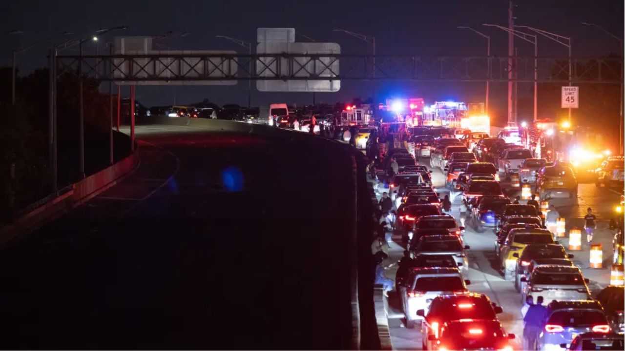 Bus Carrying Passengers Overturns on Long Island Expressway, 2 Dead, 10 Injured