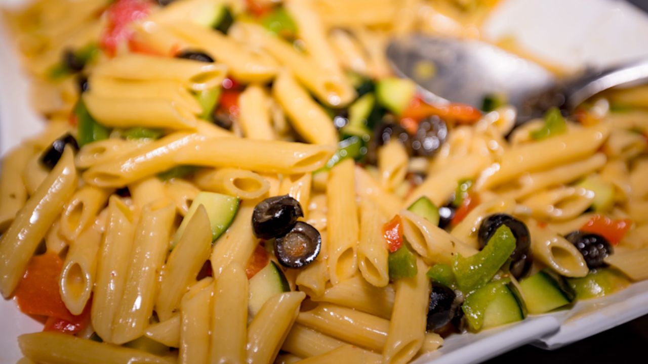 Check Your Fridge Popular Pasta Salad Recalled Across 7 States After Labeling Mix-Up Could Trigger Serious Allergic Reactions