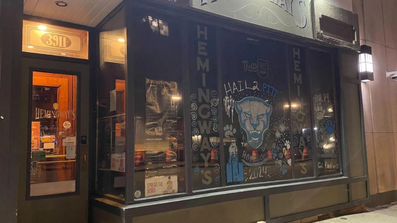 99-Year-Old New Jersey School Closes Forever: Alumni Open a Time Capsule Hidden for 25 Years