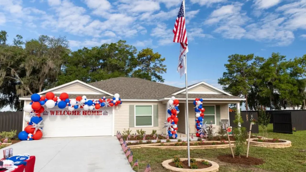Florida Teens Are Building Free Homes for Injured Veterans — And Changing Lives Forever
