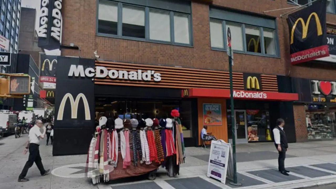 McDonald’s Faces Lawsuit After Customer Says Breakfast Sandwich Triggered Serious Health Problems