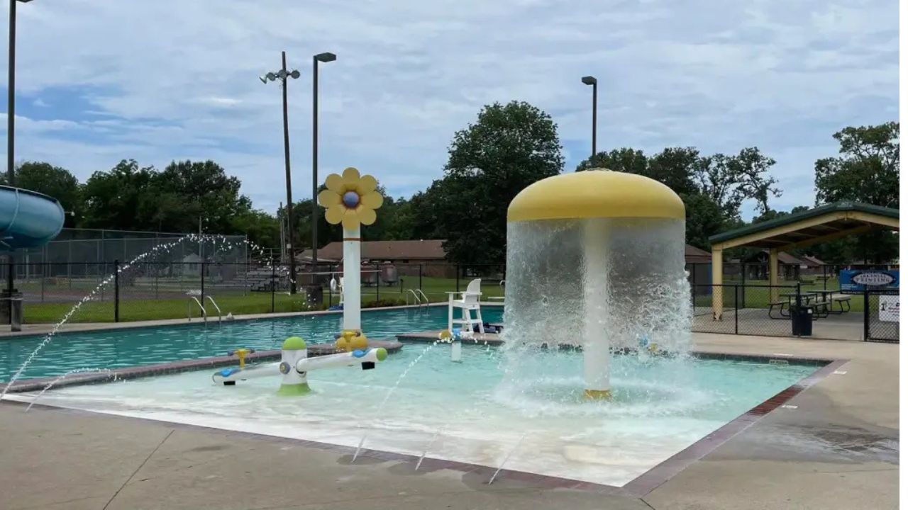 Public Pool Closed After Shooting Leaves Three Children Injured in Arkansas, Suspect Detained