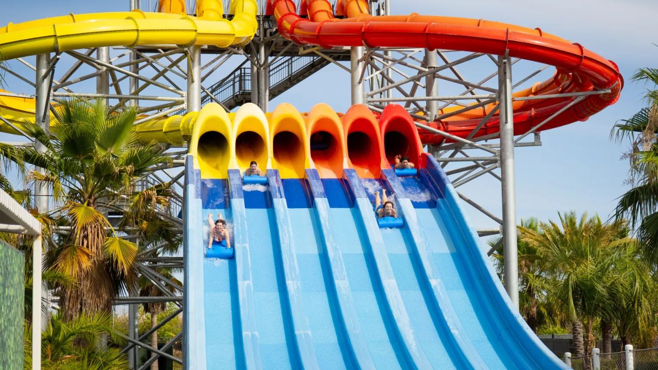 Christmas Meets Summer Santa to Make Special Appearance at Orange County Water Park During SoCal Heat Wave