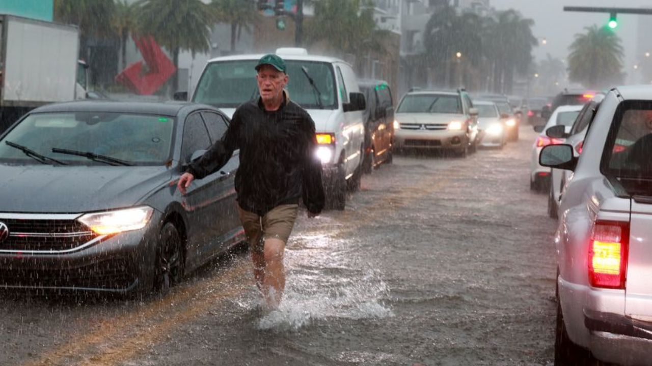 Florida Faces Flood Threat as Tropical Moisture Soaks State Despite Zero Chance of Storm Development