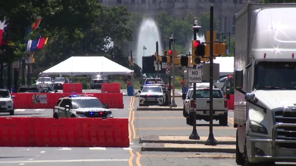 Going to Philly’s July 4 Fireworks Major Road Closures, SEPTA Changes and Heat Safety Tips You Need to Know