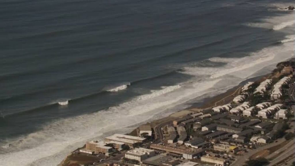 High Surf Advisory: Dangerous Waves and Deadly Rip Currents Threaten Southern California Beaches Sunday Through Tuesday