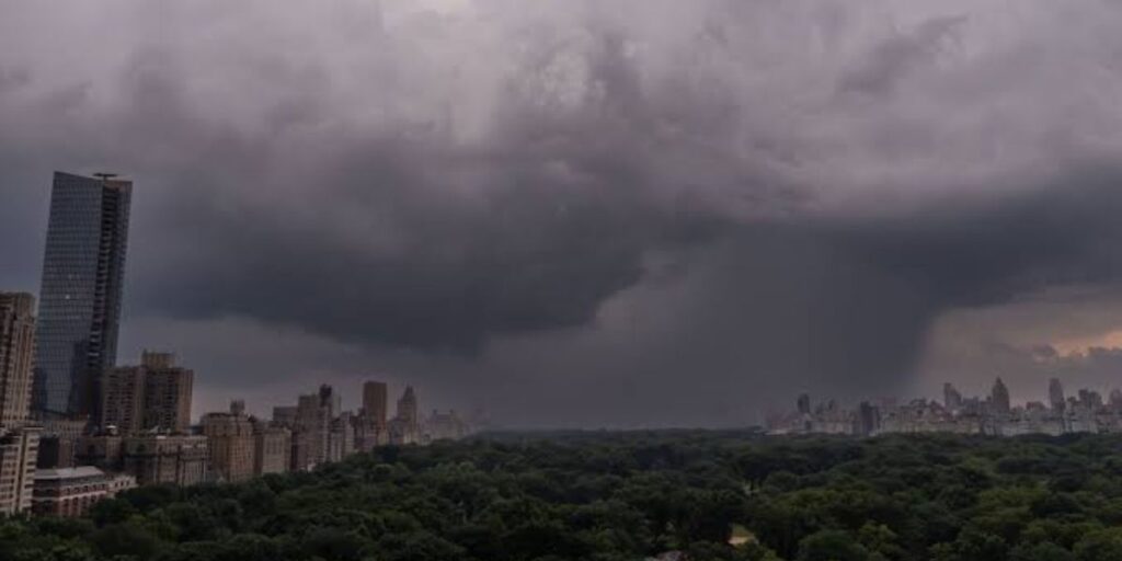New Jersey Declares Severe Thunderstorm Watch Across 6 Counties as Flash Flooding Threat Escalates