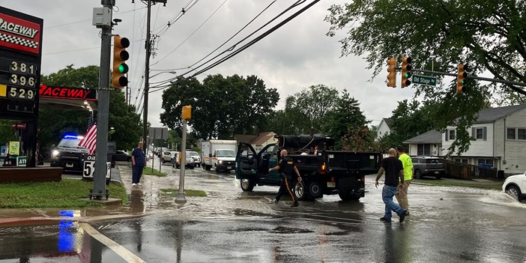 New Jersey Roads Turn Into Rivers as 'Life-Threatening' Storms Trap Cars in Rising Floodwaters, Officials Warn
