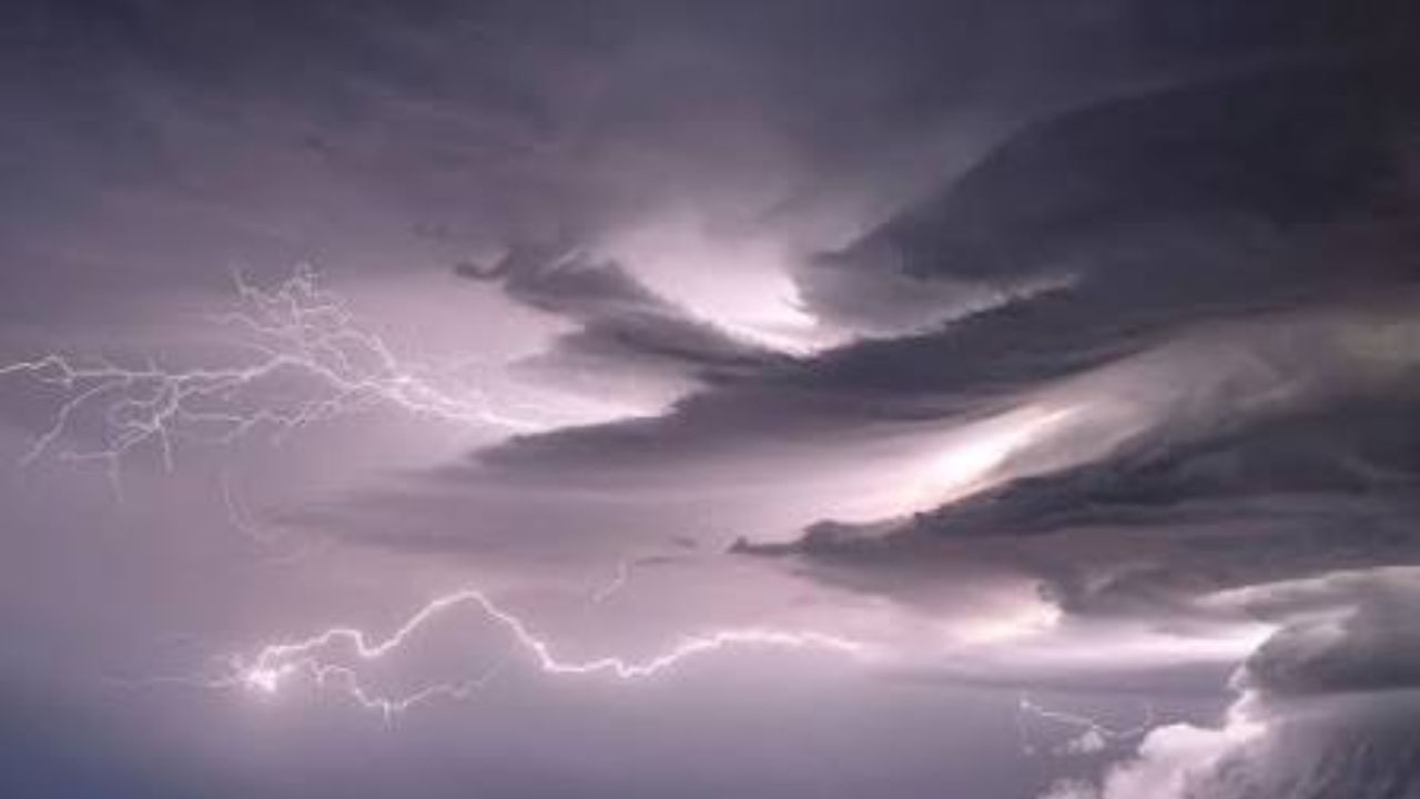 Rotation Spotted Near Albany Early Wednesday as Storm Pushes Toward Westmere — No Tornado Warning Issued Yet