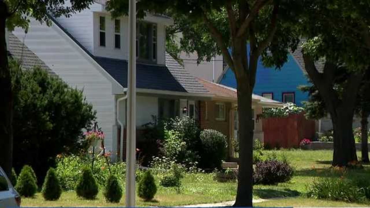 She Called for Help Three Times While Being Beaten — 911 Operators Listened and Did Nothing