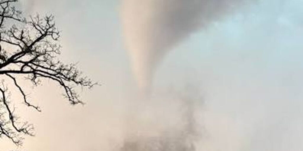 Southern Illinois and Southwest Indiana Face Isolated Tornado Threat as Severe Storms Track Toward Evansville and Indianapolis Late Thursday