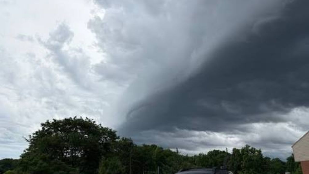 Wisconsin Braces for Overnight Storm Threat as Officials Warn of 70 MPH Winds and Possible Tornado