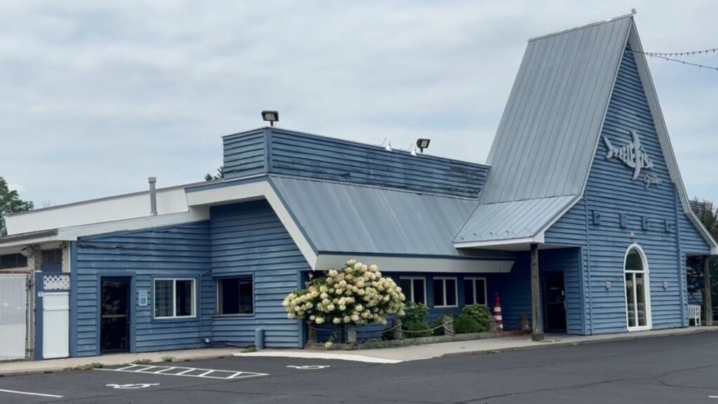 Bel Air Restaurant Shuts Down Overnight After 14 Years — And No One Knows Why