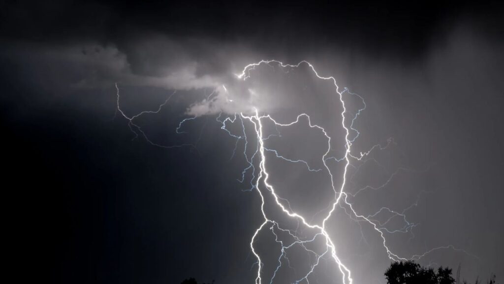 Northern Indiana Is in the Path of a Dangerous Storm — Here's What's Coming and When
