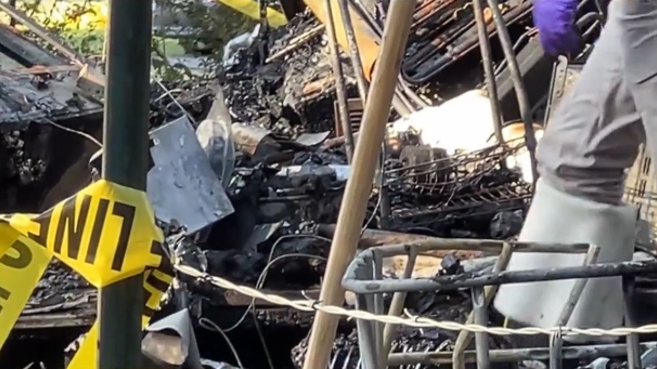Parker County Family of Three Dies in Mobile Home Fire; Community Rallies Around Grieving Father