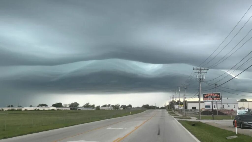 Severe storms are targeting St. Louis and central Illinois Wednesday — here's what's heading your way