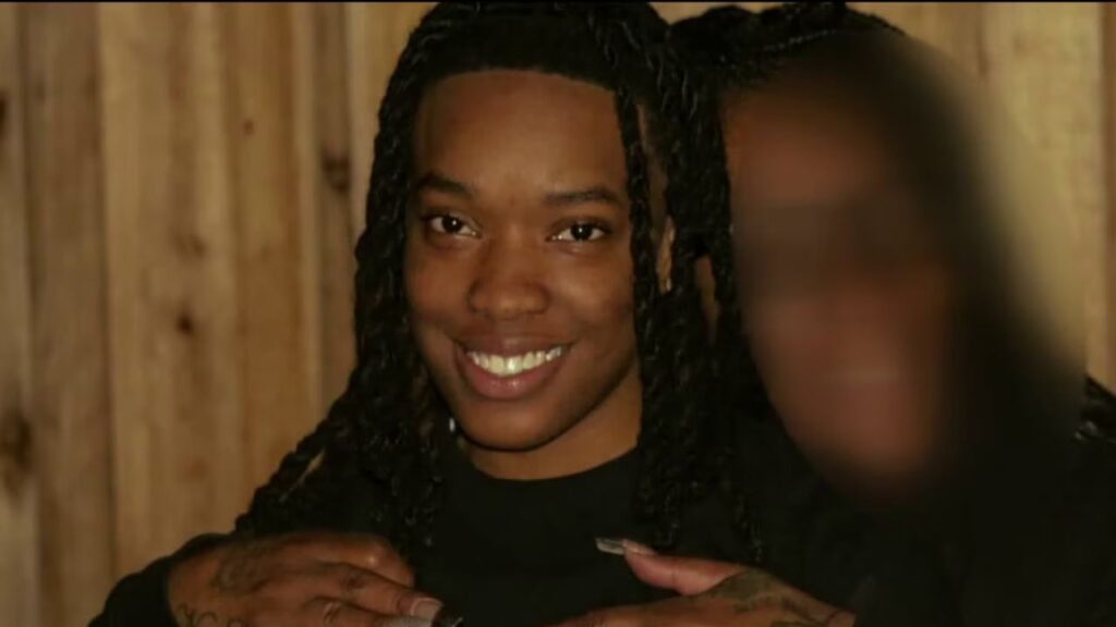 She texted her mom about a suspicious car on her last day of school. Hours later, she was dead