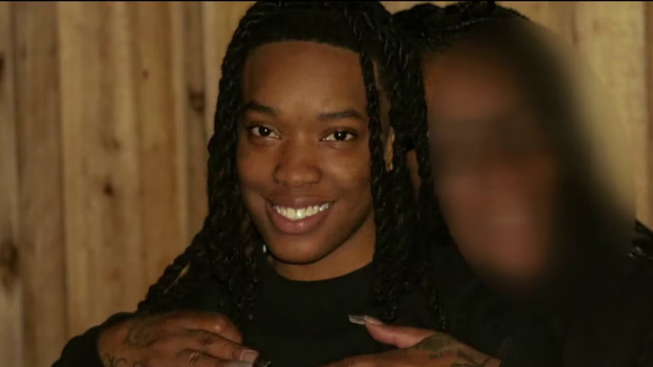 She texted her mom about a suspicious car on her last day of school. Hours later, she was dead
