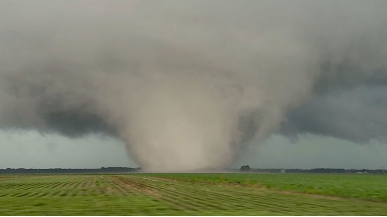 Storm Threat Repeats Friday Across Plains and Midwest as Officials Warn Chicago, Indianapolis Could See Hail and Damaging Winds