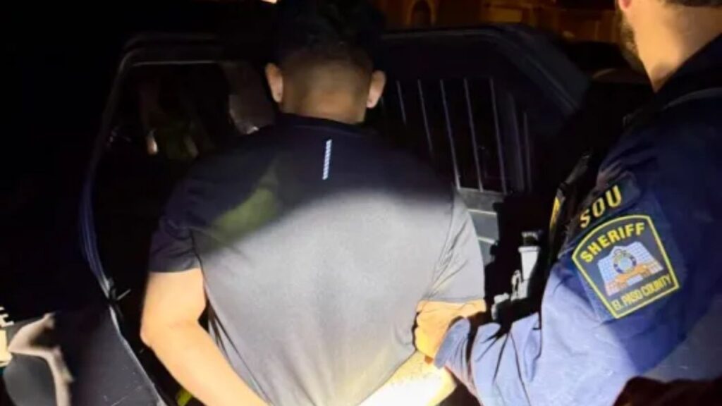 Suspect surrenders after pursuit, standoff in far East El Paso