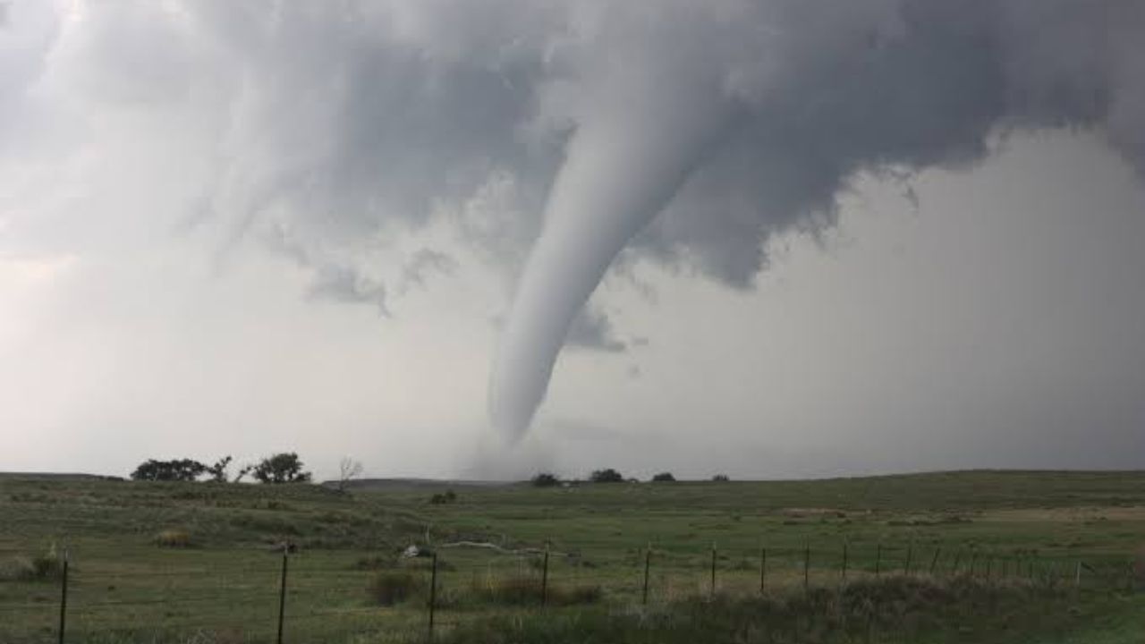 Tornadoes possible Tuesday from Chicago to West Virginia as rotating storms line up along stationary front